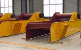 潮州卧式万能粉碎机|塑料破碎机价格