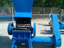 脱标机,塑料破碎机,PET清洗设备,输送机,甩干机,热洗机,洗料机,漂洗槽,各种塑料机械等。_顺平县卓越塑料机械厂