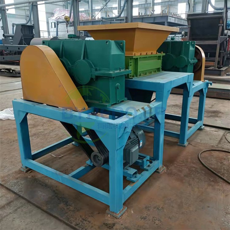 铜铁塑料破碎机、铝片撕碎机与百瑞德金属薄铁皮剪切机的应用与优势